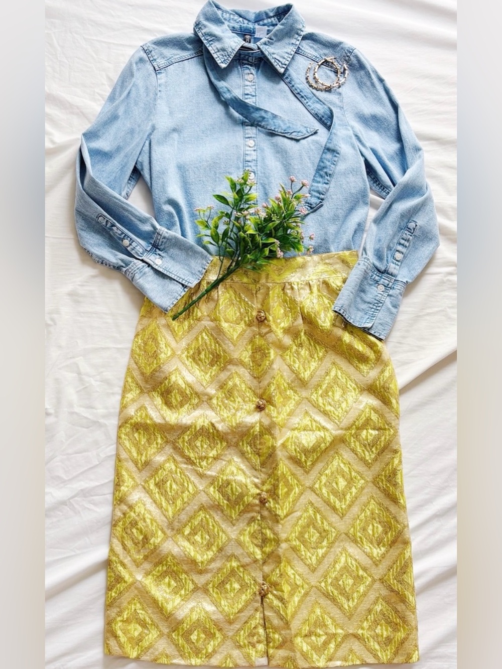 Vintage light gold mix with yellow Brocade Button-Front Pencil Skirt